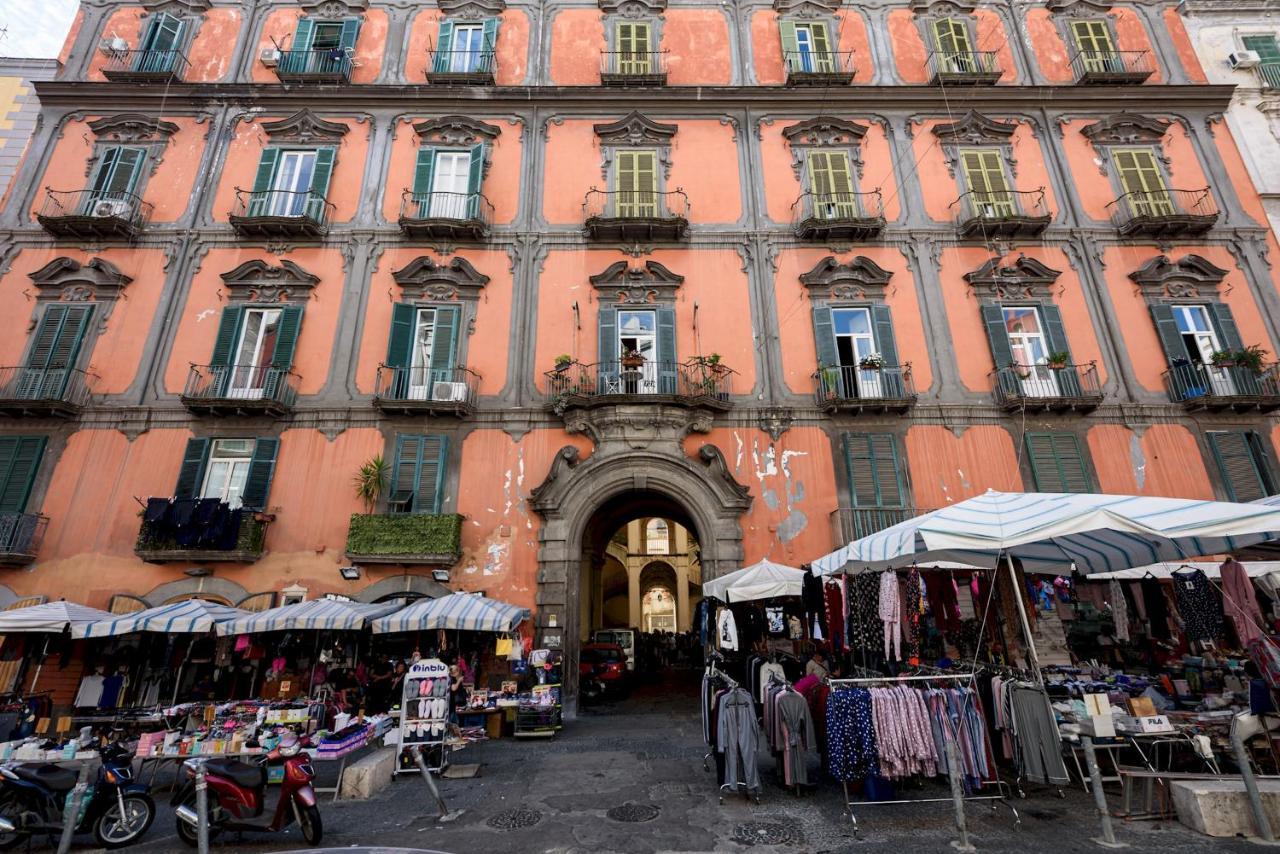 Palazzo Dello Spagnolo Suite Naples Exterior photo