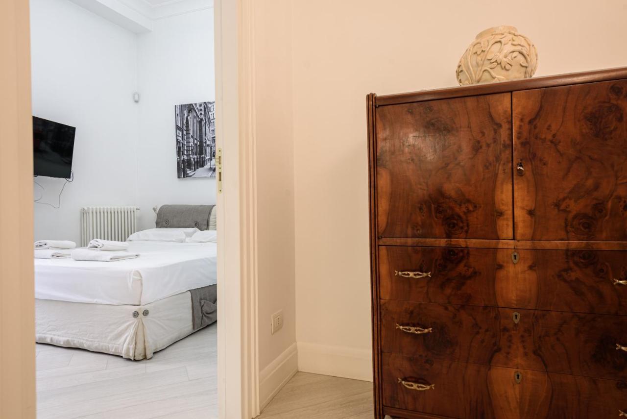 Palazzo Dello Spagnolo Suite Naples Exterior photo