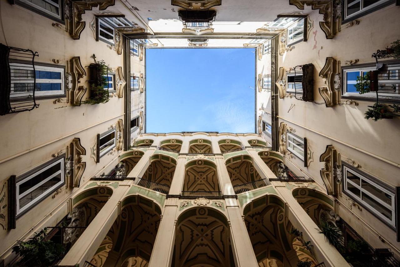 Palazzo Dello Spagnolo Suite Naples Exterior photo