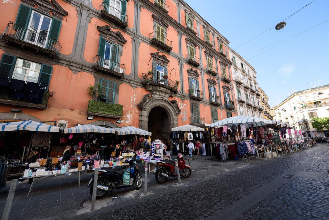 Palazzo Dello Spagnolo Suite Naples Exterior photo